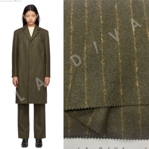 Пальтовая шерсть Maison Margiela, фон в цвете хаки