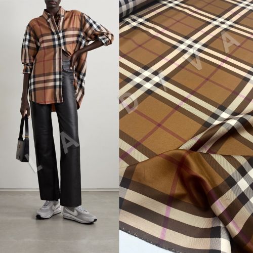 Шелк твил Burberry в клетку на карамельном фоне