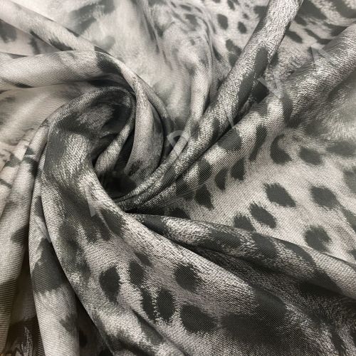 Шелк твил с леопардовым принтом