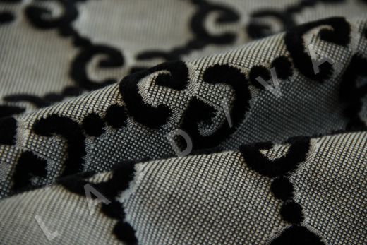 Жаккард Gucci home с бархатными элементами черного цвета на сером фоне рис-2