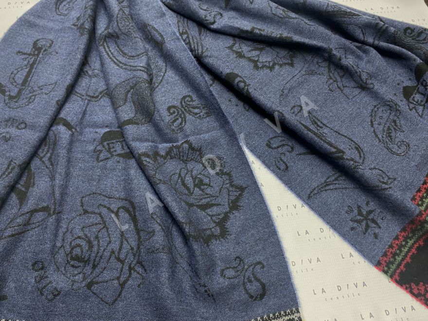 Шарф Etro, подписной, двухсторонний D-390 Шарф Etro, подписной, двухсторонний D-390