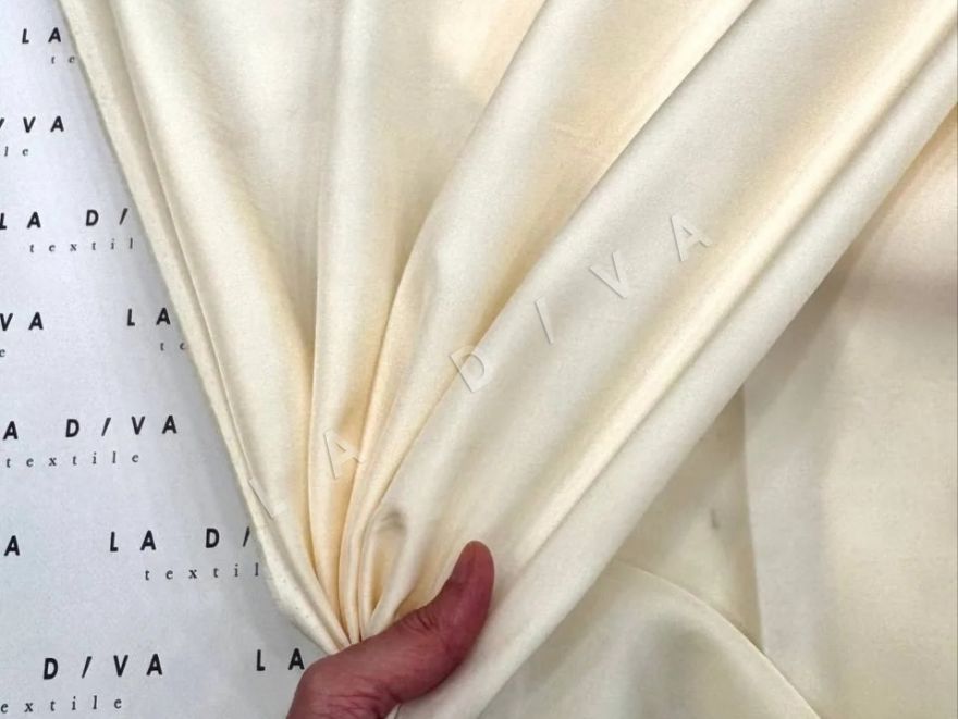 Шелк в цвете ivory рис-2