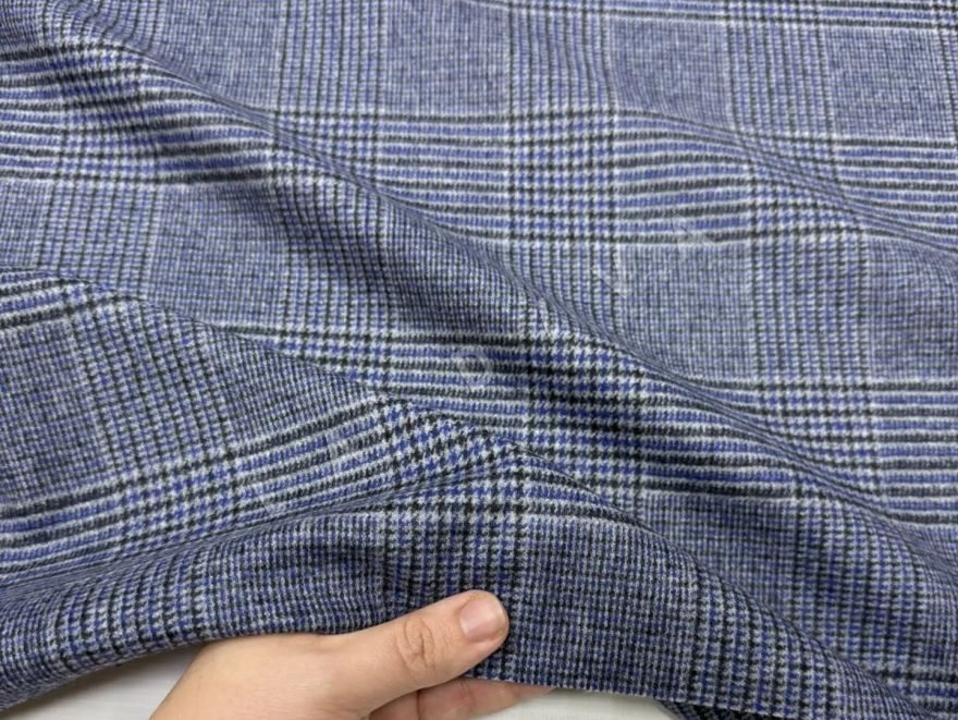 Костюмная шерсть с кашемиром от Armani  в сине-голубом оттенке  рис-4