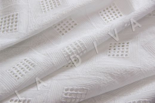 Шитье "Valentino" с геометрической вышивкой белого цвета рис-3