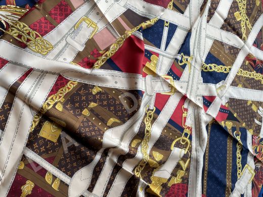 Шелковый платок Louis Vuitton, ручная вышивка нитью люрекса и пайетками рис-4