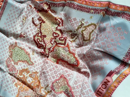 Шёлковый платок Louis Vuitton, твиловое плетение рис-3