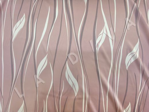 Атласный шелк с растительным принтом в бежево-персиковом цвете рис-4