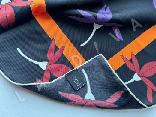 Шёлковый платок Valentino, твиловое плетение рис-4