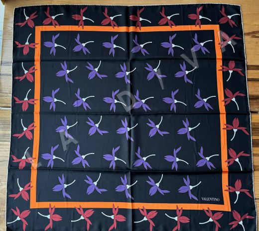 Шёлковый платок Valentino, твиловое плетение рис-2