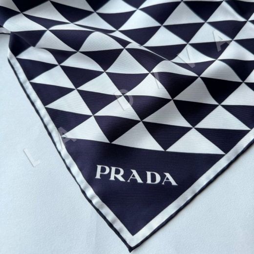 Шёлковый платок Prada, твиловое плетение  рис-4
