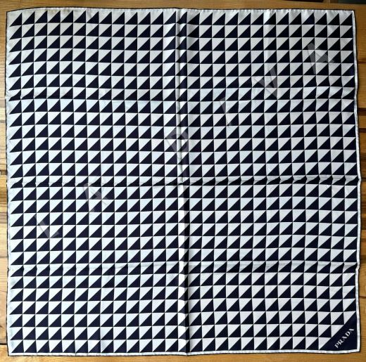 Шёлковый платок Prada, твиловое плетение  рис-2
