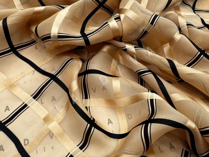 Шелк деворе от Burberry с принтом рис-4 Шелк деворе от Burberry с принтом рис-4