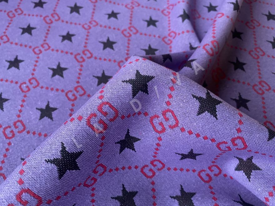 Джерси Gucci, подписной на сиреневом фоне рис-4