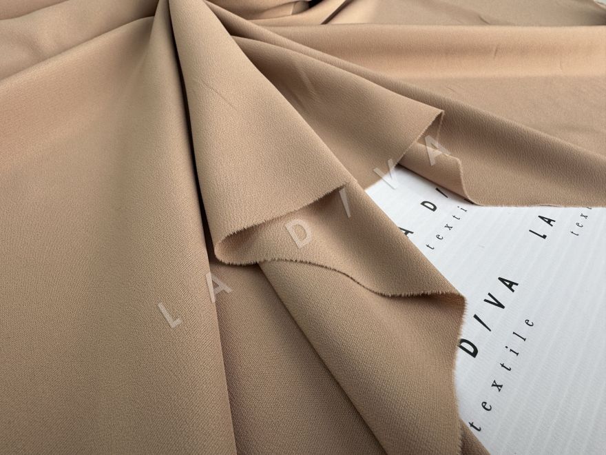 Однотонный креповый шелк с ацетатом Max Mara в цвете мокко рис-4