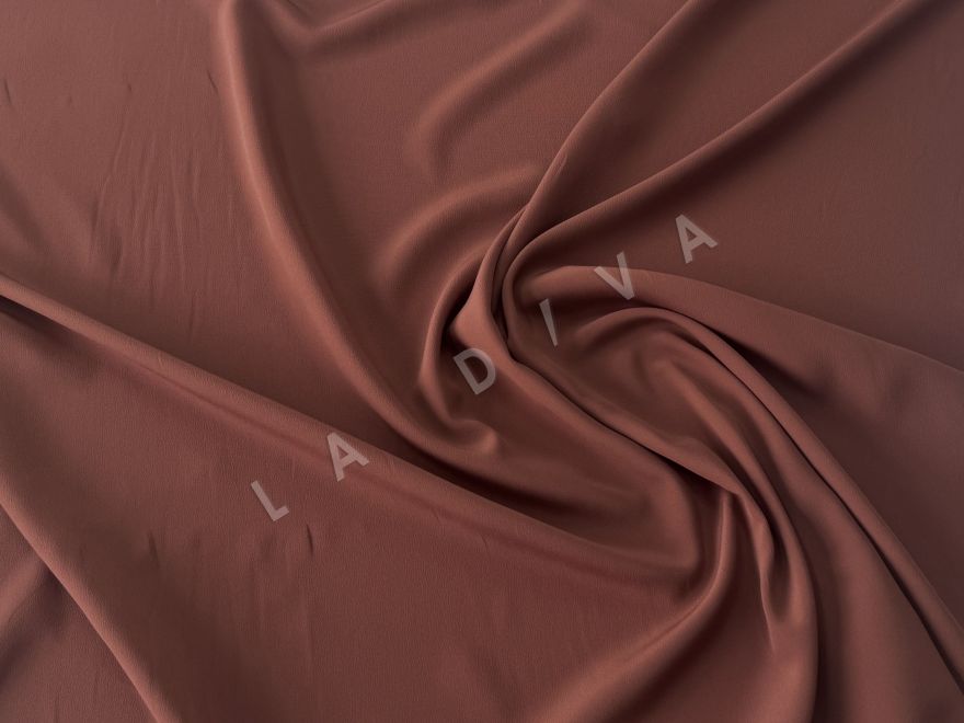 Однотонный креповый шелк с ацетатом Max Mara в светло-коричневом цвете с розовинкой рис-6