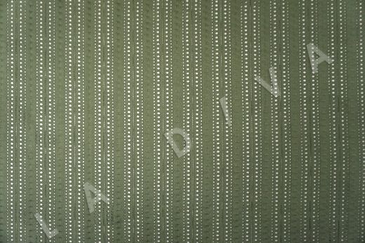 Шитье серо-зеленого цвета с геометрической вышивкой рис-2