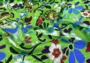 Шелк атласный с цветочным принтом на зеленом фоне рис-3