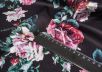 атласный шелк «Розы» на черном фоне рис-3
