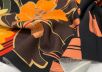 костюмно-плательная шерсть с цветочным принтом на черном фоне рис-4