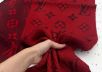 Шарф LOUIS VUITTON в глубоком красном цвете  рис-4